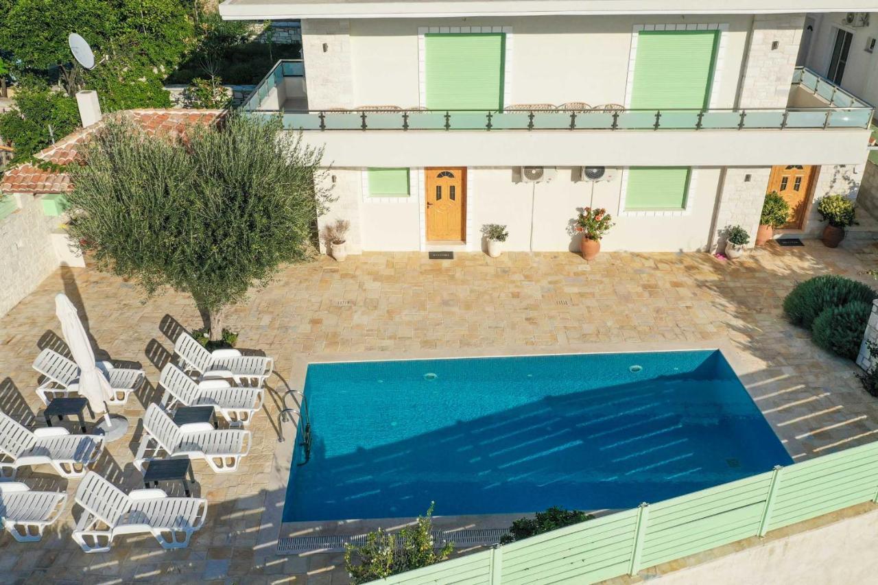 Villa Aleandro Ксамил Екстериор снимка